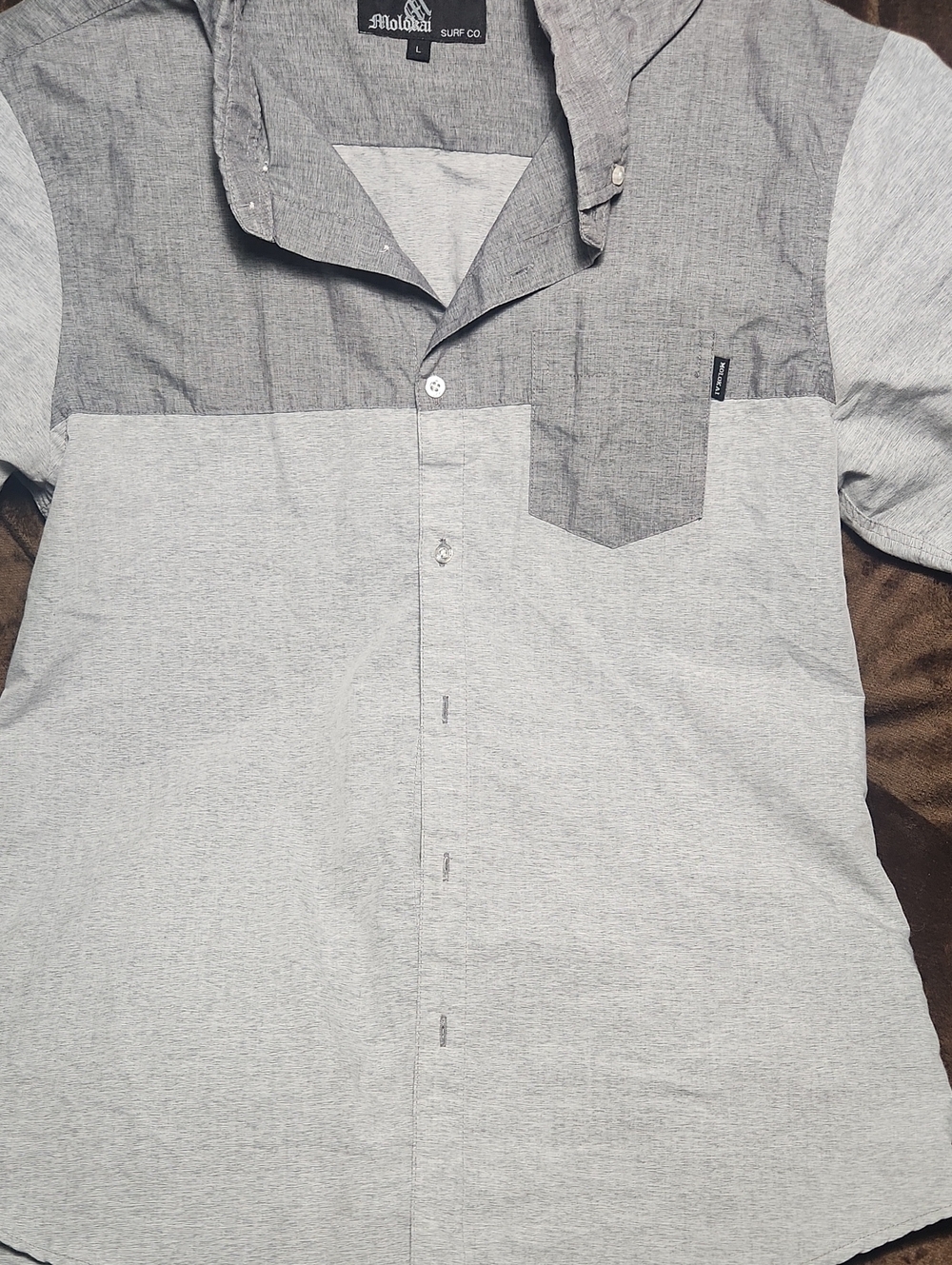 Men’s Two-Tone Grey Short Sleeve Button-Up Shirt Heathered  Size L